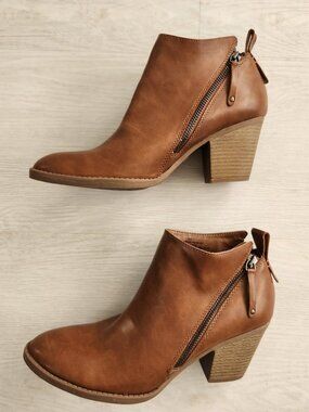 DV Dolce Vita Brown Asymmetrical Faux Leather Heeled Ankle Boots 9.5